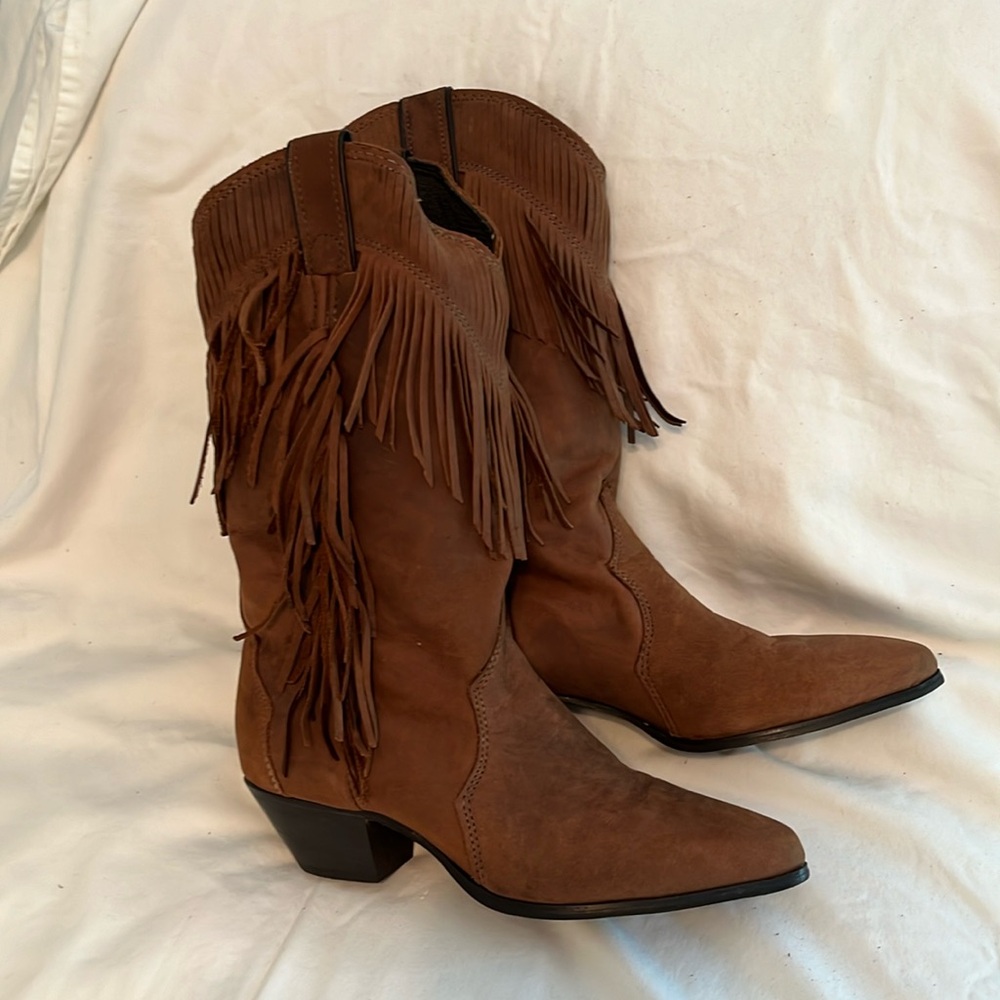 Laredo Fringe Brown Suede Leather Cowgirl Calf Height Western Boots.  Size 7M.